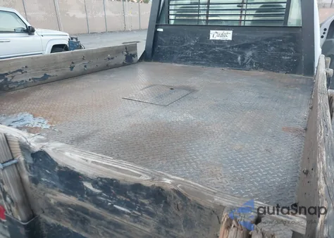 2005 Ford F-250 Xl/Xlt from USA, damaged, VIN 1FTSF21P15EB90268